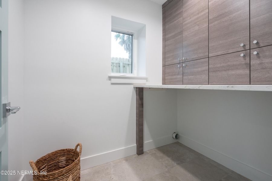 Image 46 of a home in .