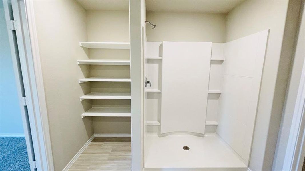 Image 17 of a home in Sunnycreek. Image 17 of a home in Sunnycreek.