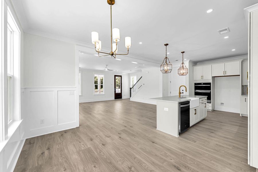 Spacious, unfurnished interior of a new home in Miller's Crossing, Johns Island (Image 44). Spacious, unfurnished interior of a new home in Miller's Crossing, Johns Island (Image 44).