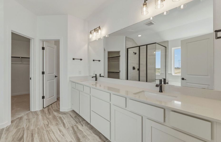 Representative furnished interior of a home built from the Lochridge by Pulte Homes in Woodside, Georgetown (Image 10).
