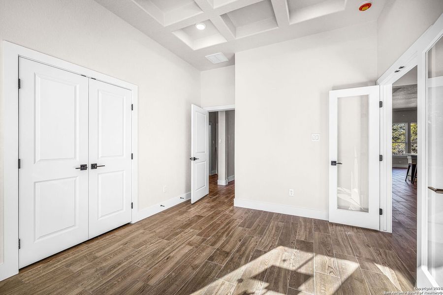 Spacious, unfurnished interior of a new home in , Spring Branch (Image 26).