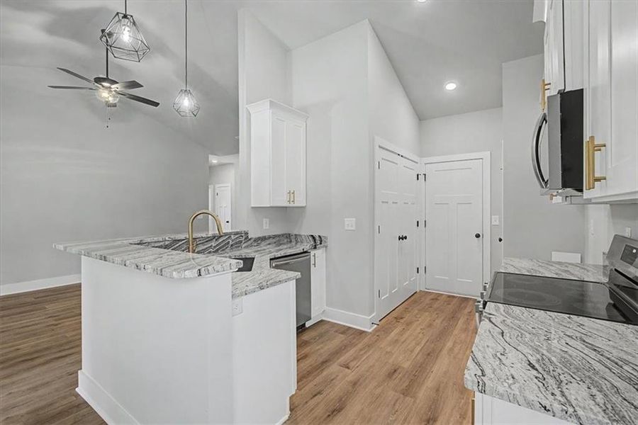 Furnished interior view inside a new home in , Dallas (Image 9).