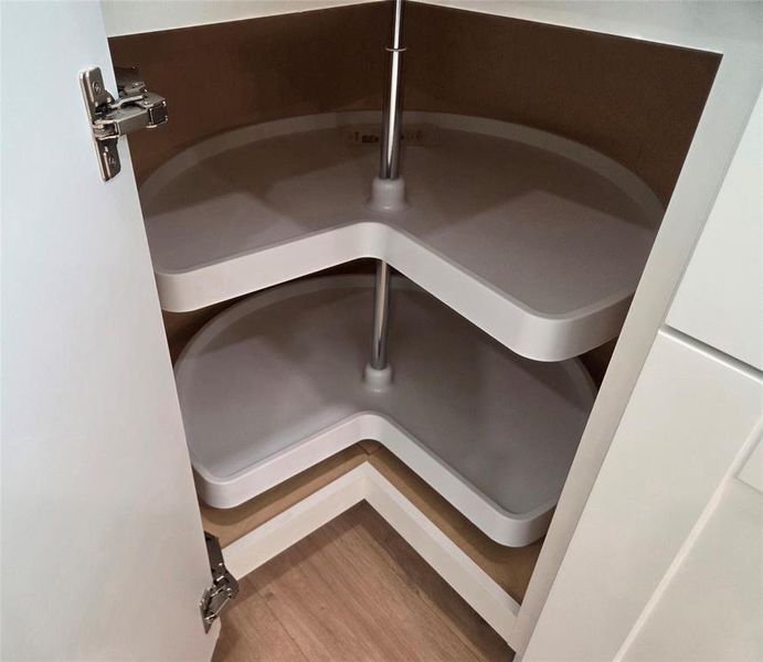 Lazy Susan. Lazy Susan.