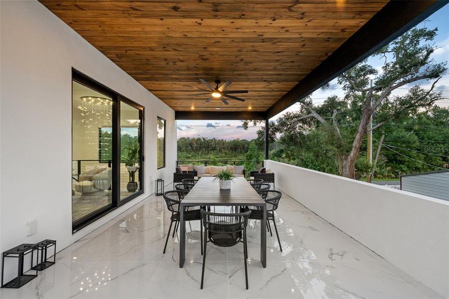Exterior details and patio area of a home in , Tampa (Image 24).