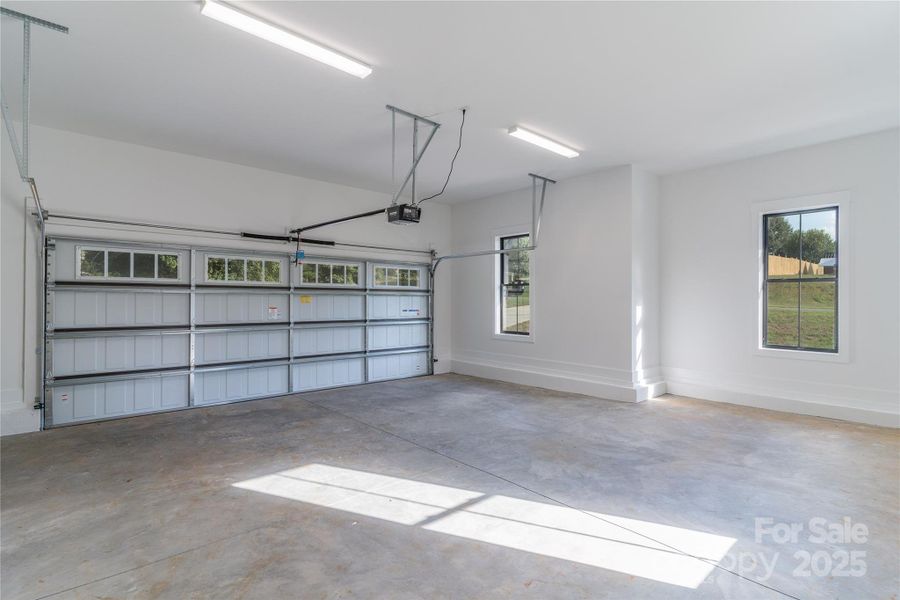 Image 28 of a home in .