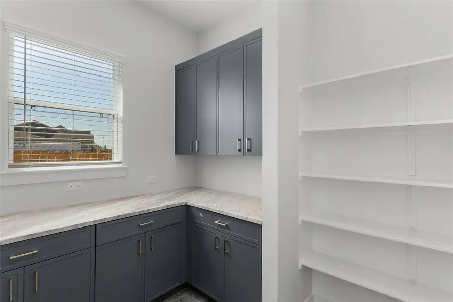 *PHOTO REPRESENTATIVE OF FLOORPLAN ONLY*