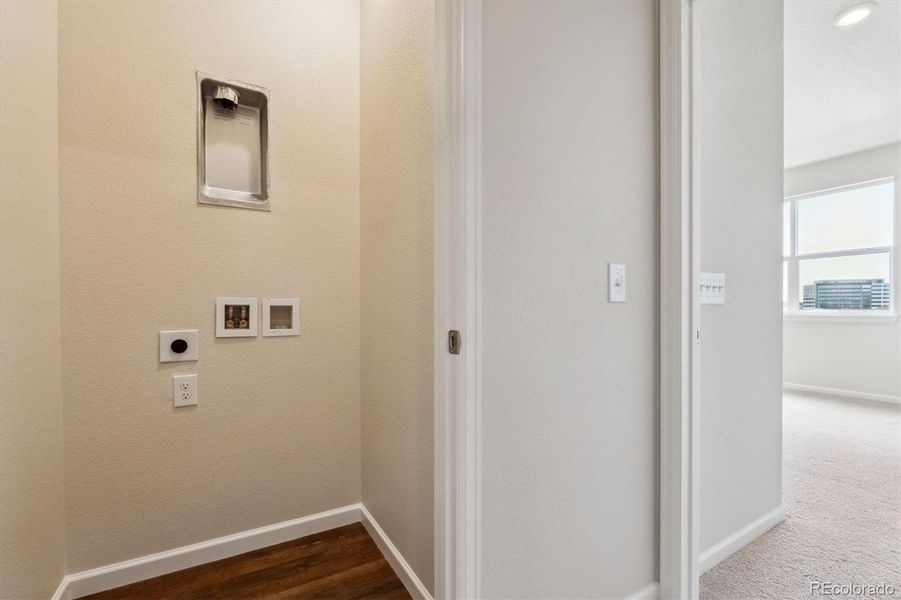 Spacious, unfurnished interior of a new home in Townhome Collection at Grand Vue at Interlocken, Broomfield (Image 11).