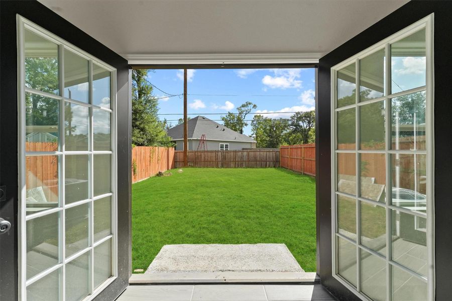 Exterior details and patio area of a home in , Houston (Image 4).
