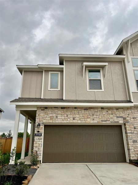 **Photos are a representation of the floor plan. This is not the actual homesite.** **Photos are a representation of the floor plan. This is not the actual homesite.**