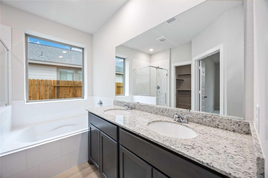 Furnished interior view inside a new home in Granger Pines, Conroe (Image 8). Furnished interior view inside a new home in Granger Pines, Conroe (Image 8).