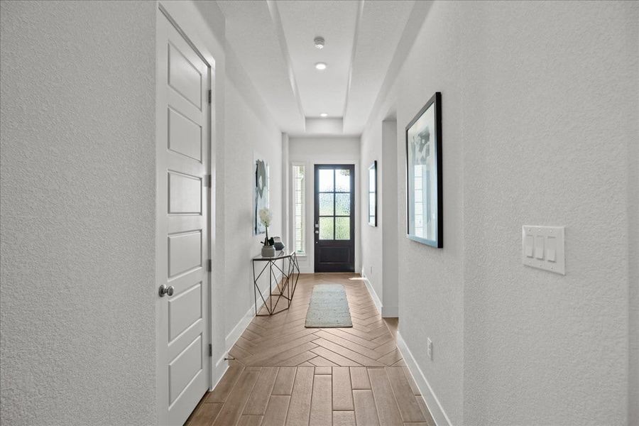 Spacious, unfurnished interior of a new home in Sunfield, Buda (Image 20). Spacious, unfurnished interior of a new home in Sunfield, Buda (Image 20).