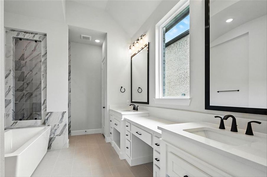 826ShadyOaksDrive226E014 826ShadyOaksDrive226E014