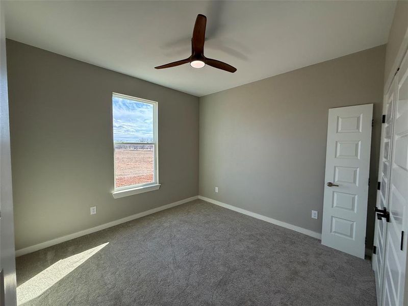 Spacious, unfurnished interior of a new home in , Weatherford (Image 20).