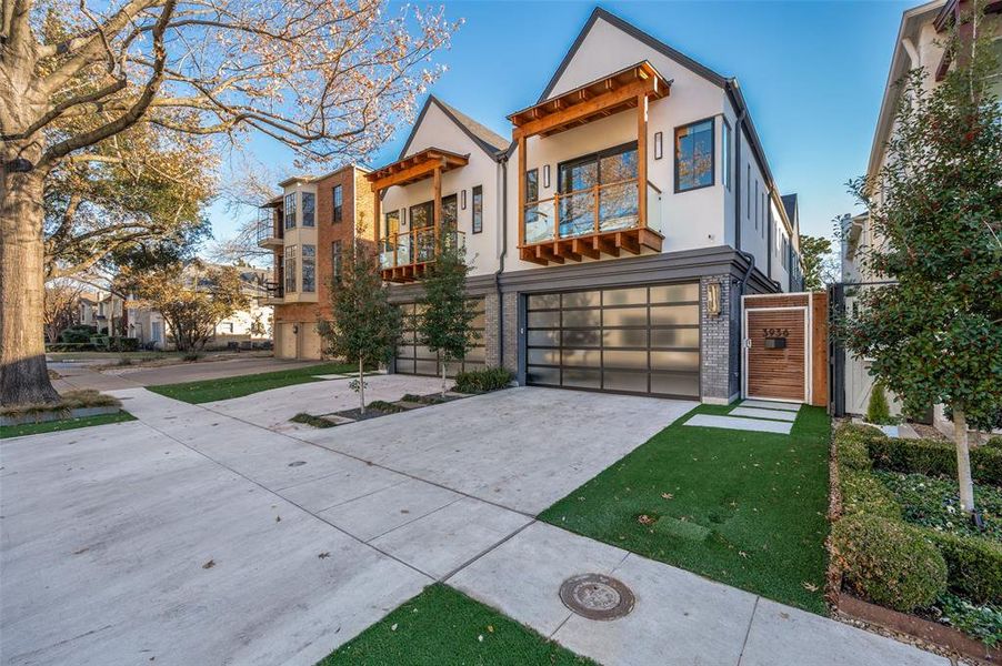 Front exterior of a new home in , Dallas, TX, highlighting curb appeal (Image 22).