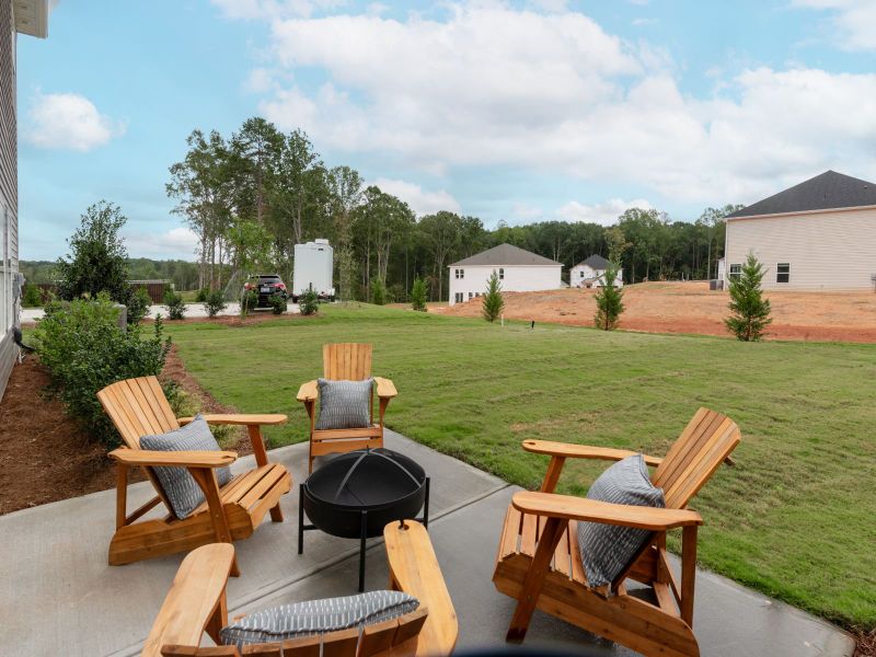 Exterior details and patio area of a home in Buffalo Ridge, Newton (Image 3).