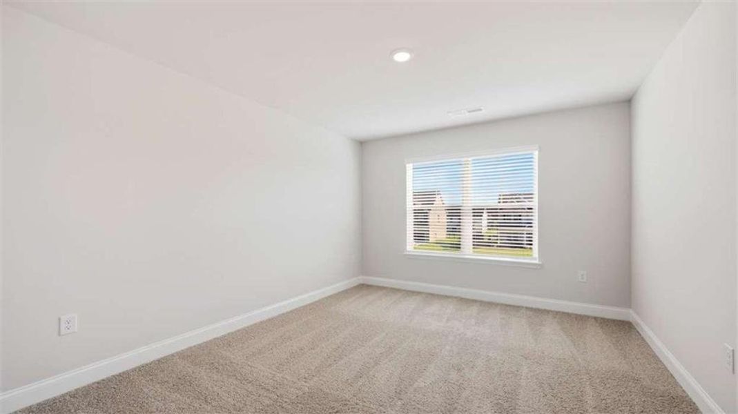 Spacious, unfurnished interior of a new home in Heritage Pointe, Senoia (Image 24).