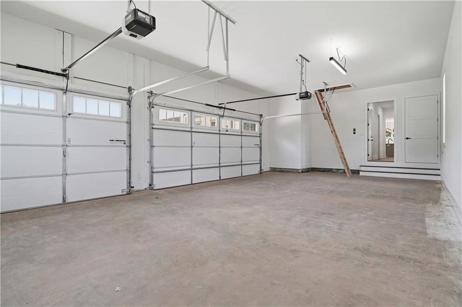 Spacious, unfurnished interior of a new home in , Jefferson (Image 20).
