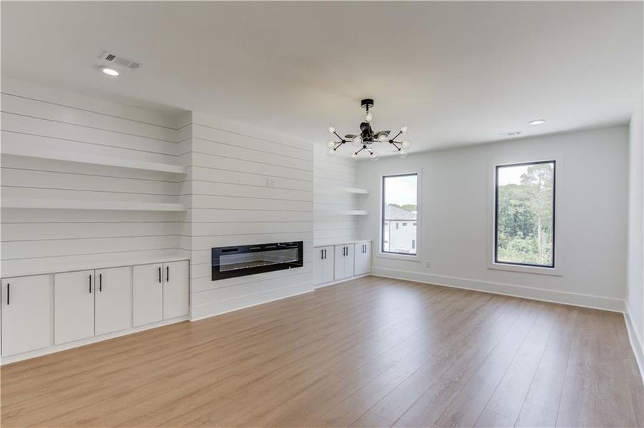 Image 49 of a home in .