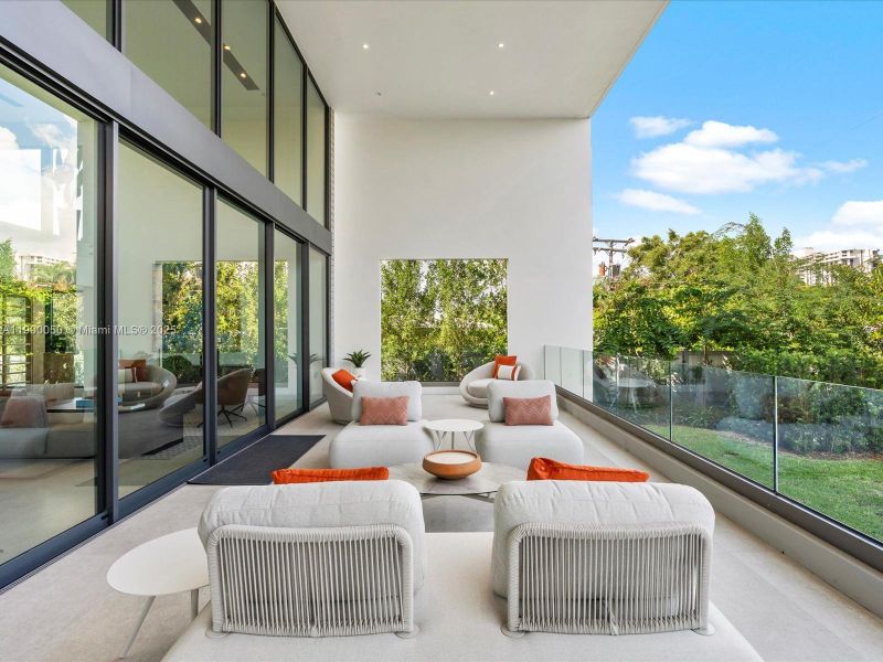 Exterior details and patio area of a home in , Miami Shores (Image 36).