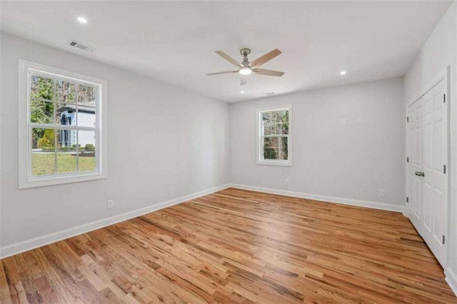 Spacious, unfurnished interior of a new home in , South Fulton (Image 23).