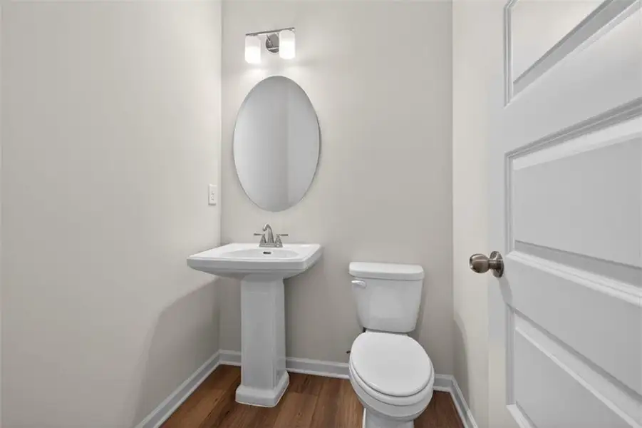 Furnished interior view inside a new home in Franklin Manor, Lawrenceville (Image 17). Furnished interior view inside a new home in Franklin Manor, Lawrenceville (Image 17).