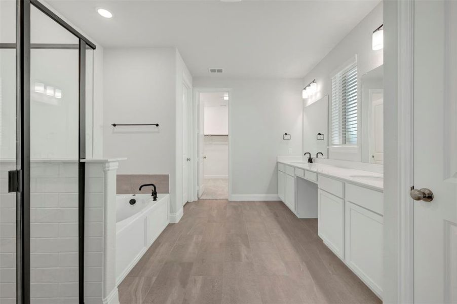 Furnished interior view inside a new home in Aster Park, McKinney (Image 10).