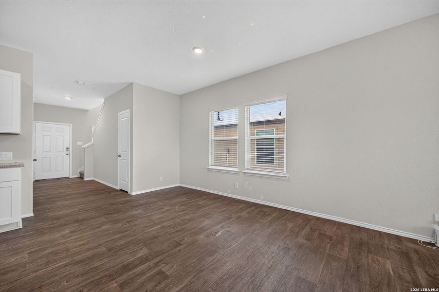 Spacious, unfurnished interior of a new home in Avenida, Converse (Image 33). Spacious, unfurnished interior of a new home in Avenida, Converse (Image 33).
