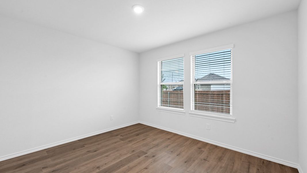 Spacious, unfurnished interior of a new home in Saddlebrook, Waxahachie (Image 13). Spacious, unfurnished interior of a new home in Saddlebrook, Waxahachie (Image 13).