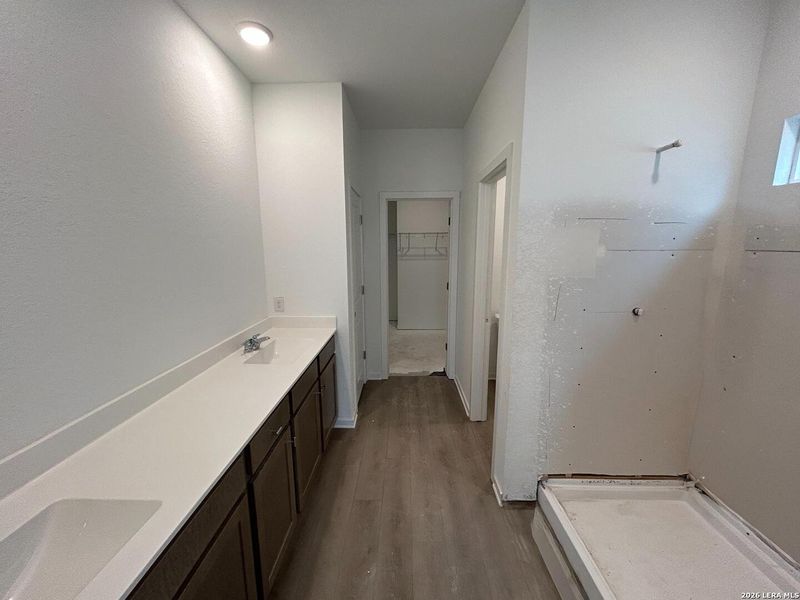 Image 36 of a home in Meadows at Hennersby Hollow 40's. Image 36 of a home in Meadows at Hennersby Hollow 40's.