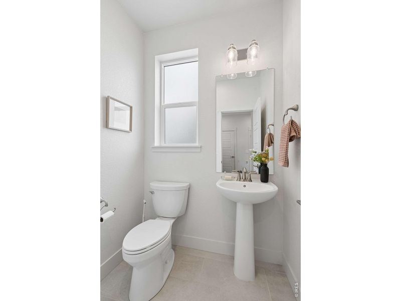 Furnished interior view inside a new home in , Broomfield (Image 20).