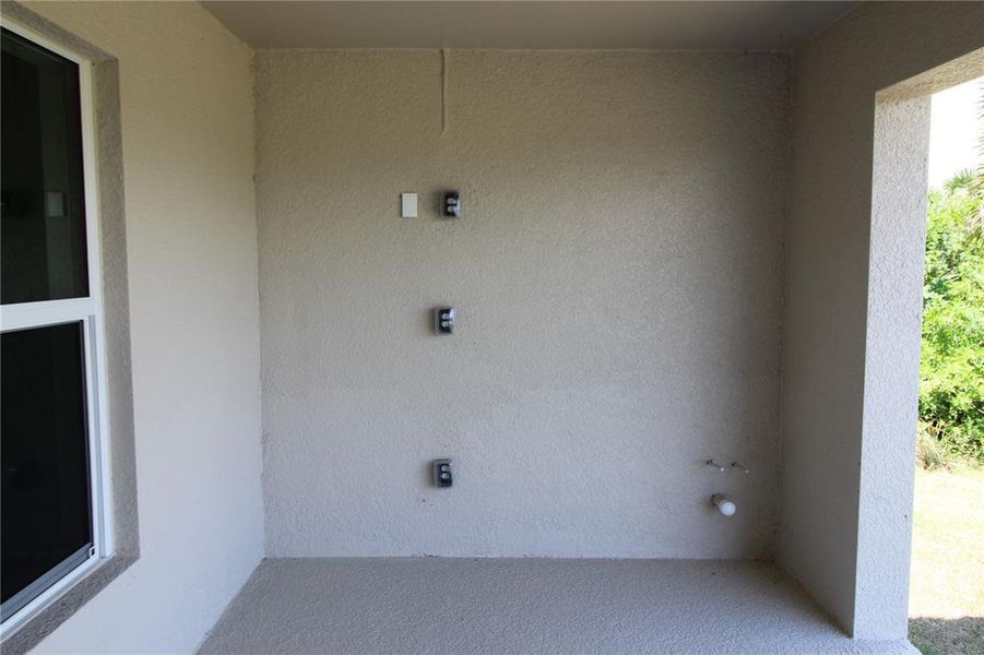 Spacious, unfurnished interior of a new home in , Port Charlotte (Image 9). Spacious, unfurnished interior of a new home in , Port Charlotte (Image 9).