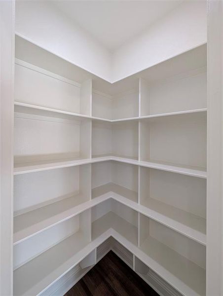 Spacious, unfurnished interior of a new home in , Tyler (Image 36).