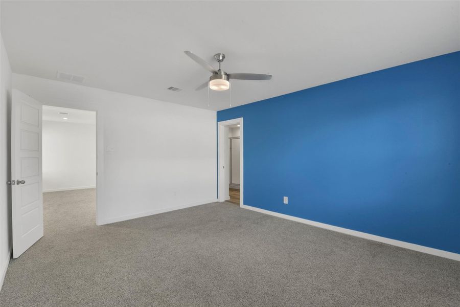 Spacious, unfurnished interior of a new home in City Gate North, Houston (Image 24).