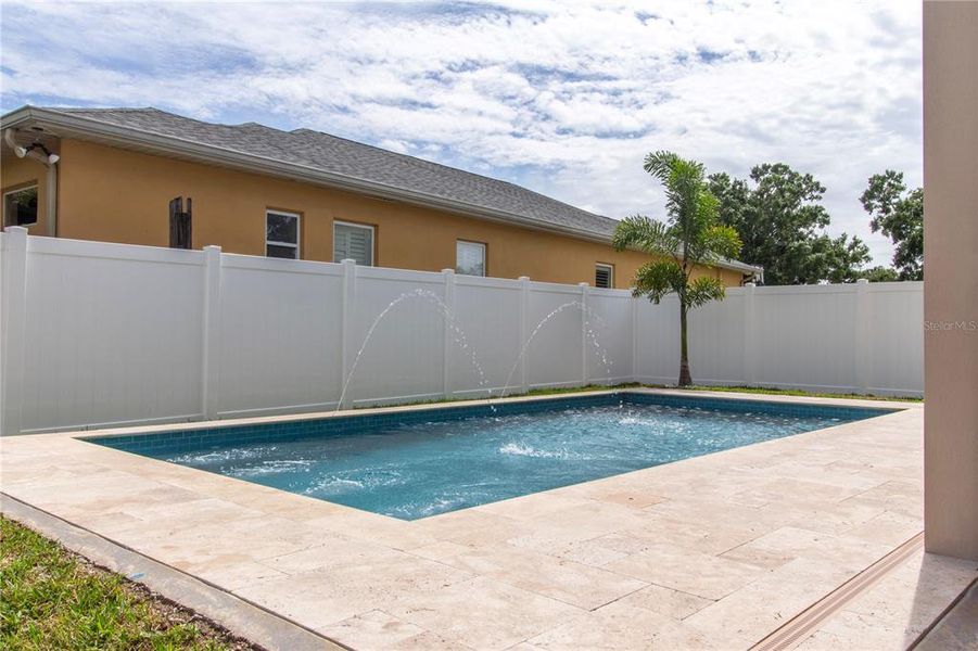 Exterior details and patio area of a home in , Tampa (Image 49).
