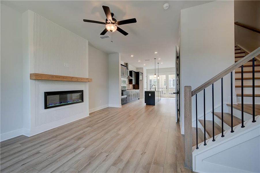 Spacious, unfurnished interior of a new home in Barrett Pointe, Kennesaw (Image 25).