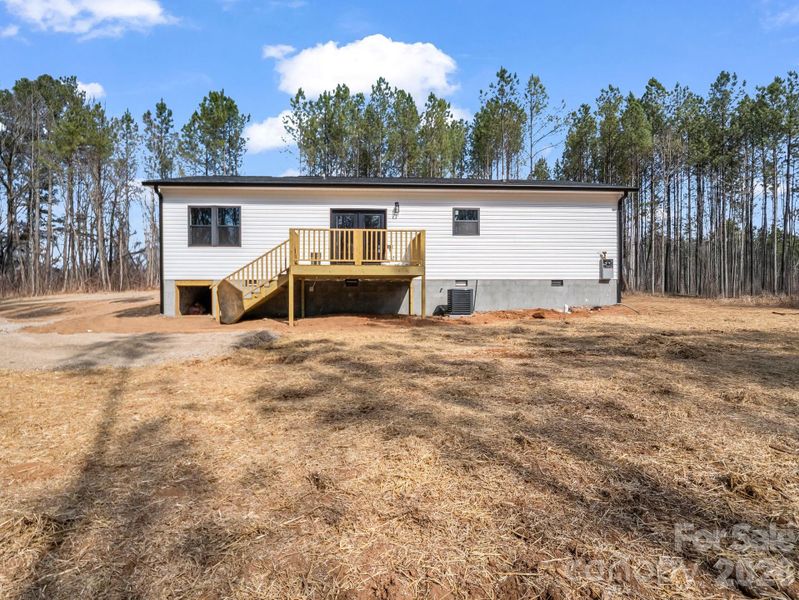 Exterior details and patio area of a home in , Bostic (Image 16).