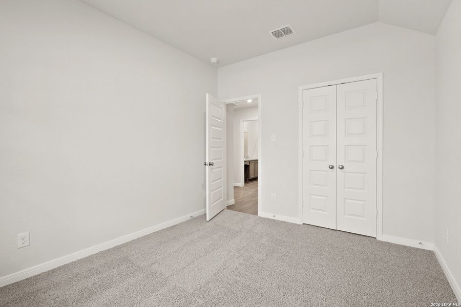 Spacious, unfurnished interior of a new home in Swenson Heights, Seguin (Image 24).
