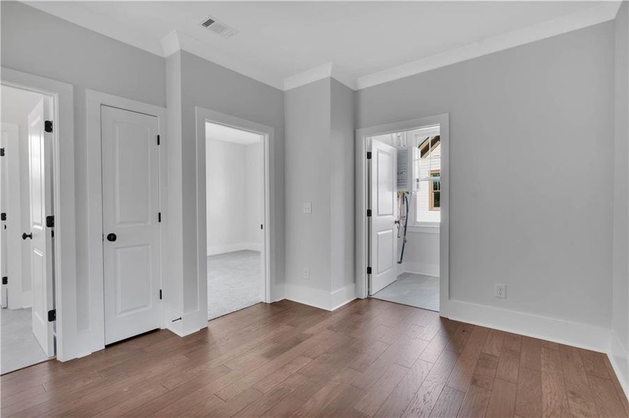 Spacious, unfurnished interior of a new home in Eastmore, Conyers (Image 36).