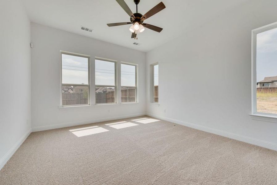 Spacious, unfurnished interior of a new home in Dominion of Pleasant Valley, Wylie (Image 21). Spacious, unfurnished interior of a new home in Dominion of Pleasant Valley, Wylie (Image 21).
