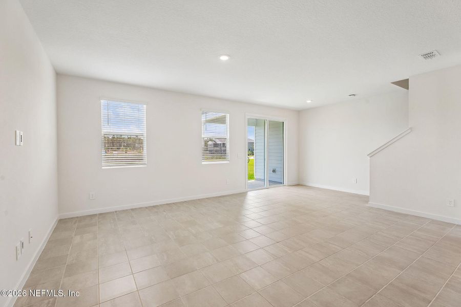Spacious, unfurnished interior of a new home in Parkside at Shearwater, St. Augustine (Image 21).