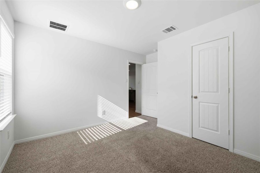 Tall ceilings with recessed lighting or the option of adding a ceiling fan. Tall ceilings with recessed lighting or the option of adding a ceiling fan.