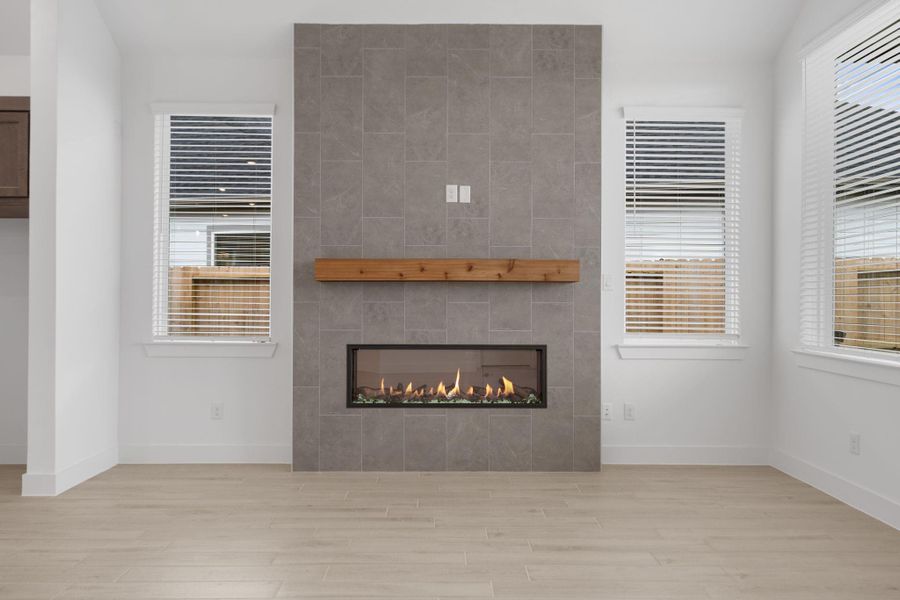 Close-up of interior finishes inside a home in Riceland, Mont Belvieu (Image 15).