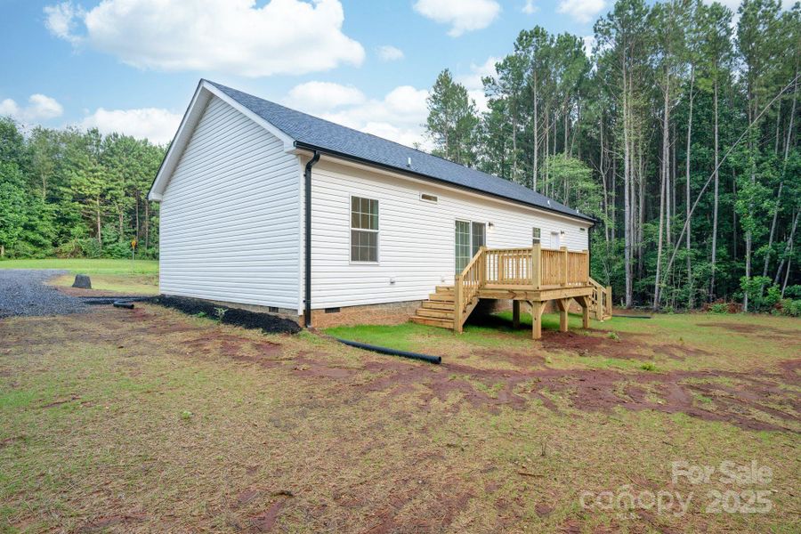 Front exterior of a new home in , Statesville, NC, highlighting curb appeal (Image 22).