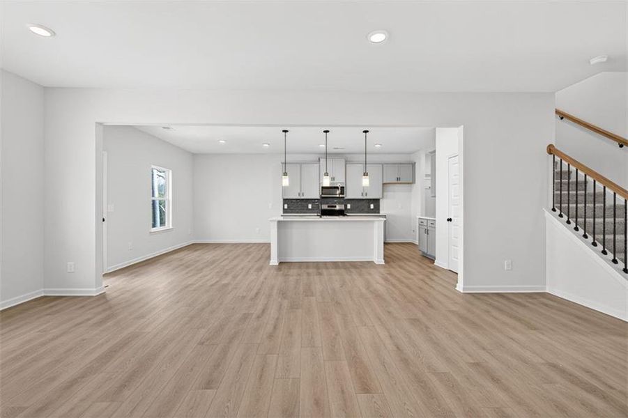 Spacious, unfurnished interior of a new home in Garrett Preserve, Douglasville (Image 23).