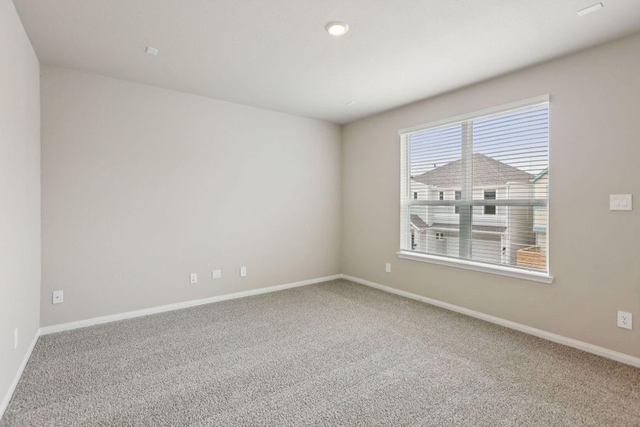 Spacious, unfurnished interior of a new home in Kemah Crossing - Luxe Series, Kemah (Image 32). Spacious, unfurnished interior of a new home in Kemah Crossing - Luxe Series, Kemah (Image 32).