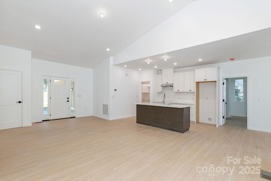 Spacious, unfurnished interior of a new home in , Flat Rock (Image 37).