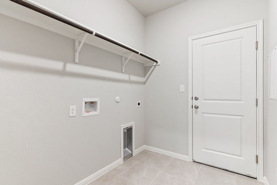 028_lb105561_385 028_lb105561_385