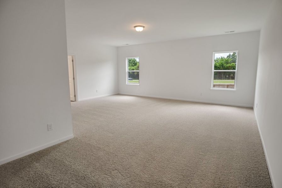 *This is a marketing photo. Colors/options may be different.*