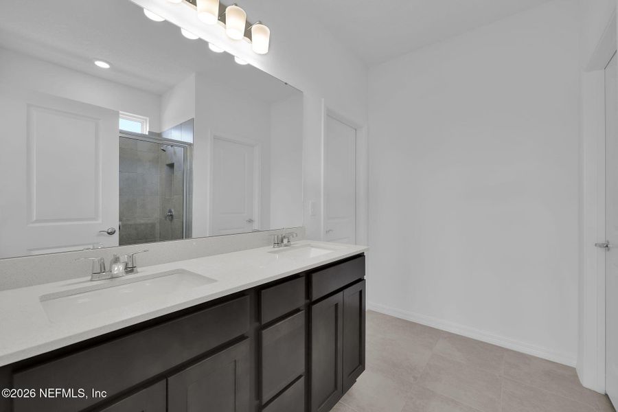 Furnished interior view inside a new home in Hyland Trail, Green Cove Springs (Image 9).