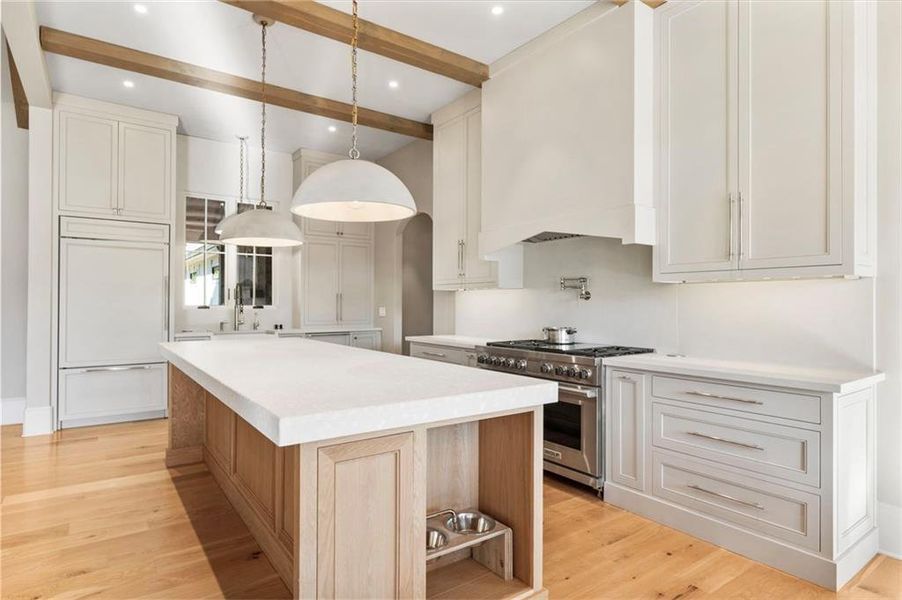 Furnished interior view inside a new home in , Alpharetta (Image 49).